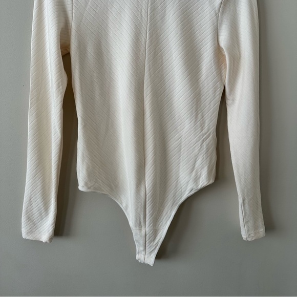 KNIX x Bird of Papaya Mock Neck Bodysuit (Size: Medium) - Picture 11 of 14